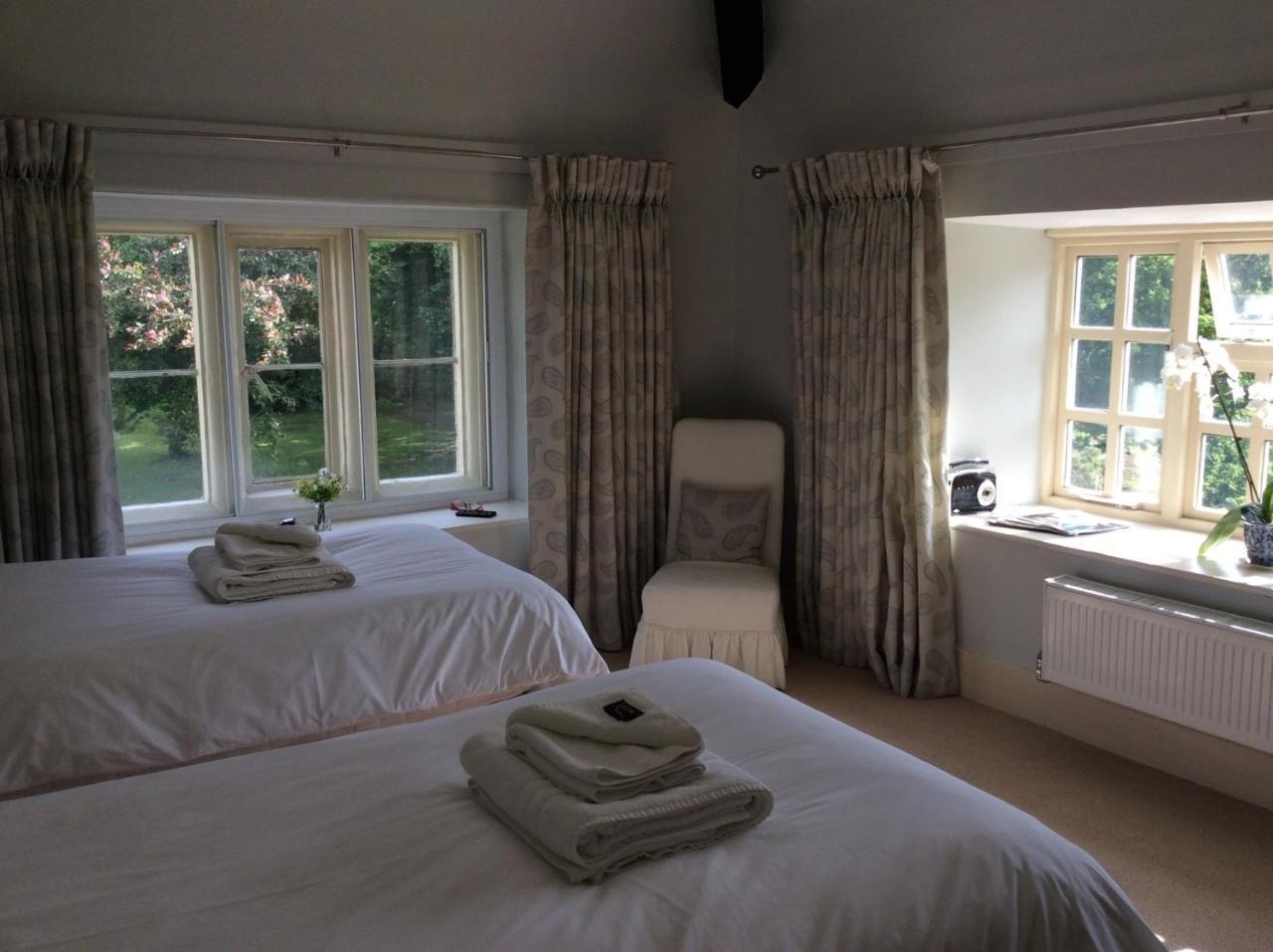 Castle Farm House B&B コービー エクステリア 写真